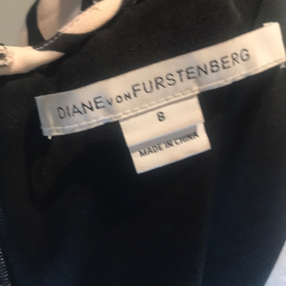 “DIANE von FURSTENBERG” VINTAGE Black and White Dress. - Picture 9 of 13